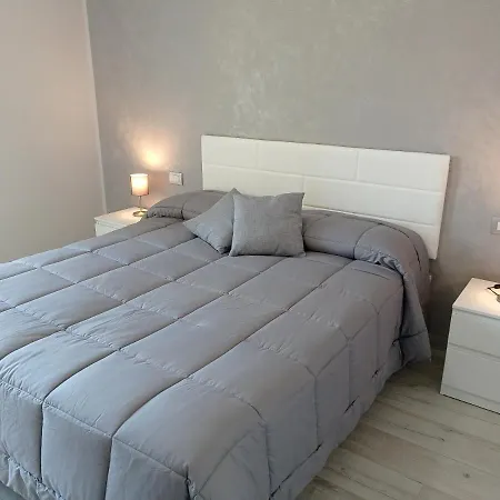 ベッド・アンド・ブレックファスト Albachiara 3*